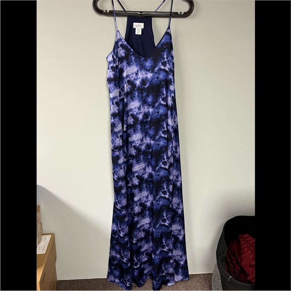 Nicole Miller Multi-Color V- Neck Maxi Dress
****** FIVE DRESSES****** - Picture 5 of 6
